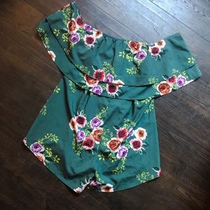 ❌SOLD❌Green Floral Romper